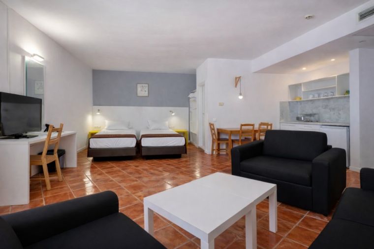 Фамилна стая